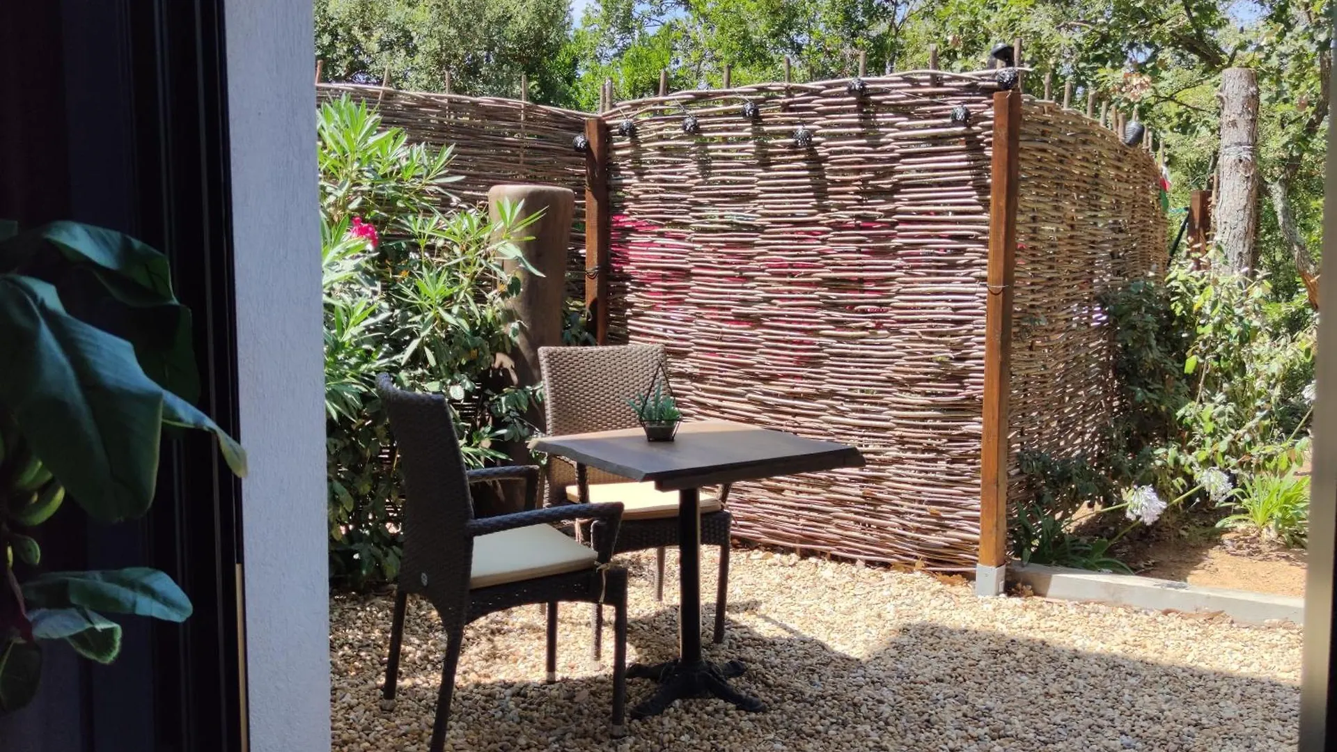 Le Demeure De Poulpican Chambre La Grotte Jacuzzi Charme Romantique Terrasse Privee 300M Plage Et Restaurants La Croix Valmer - Golfe Saint Tropez Apartamento França